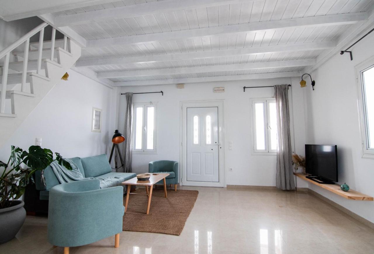 White Wave Villa, 3Min Walk From Beach Kamari  Bagian luar foto