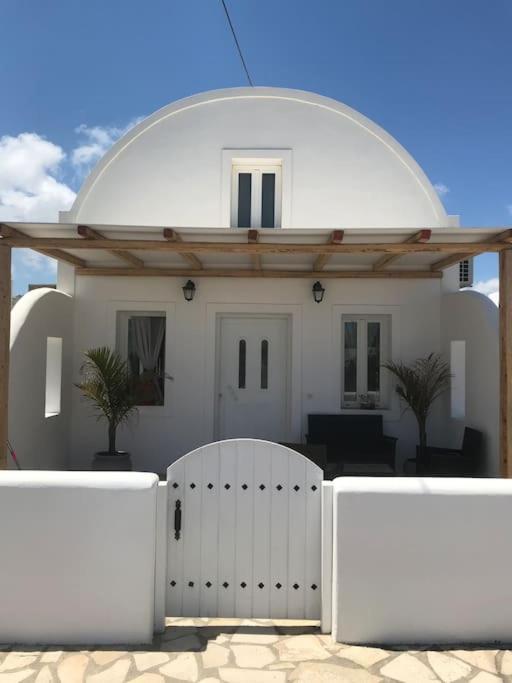 White Wave Villa, 3Min Walk From Beach Kamari  Bagian luar foto