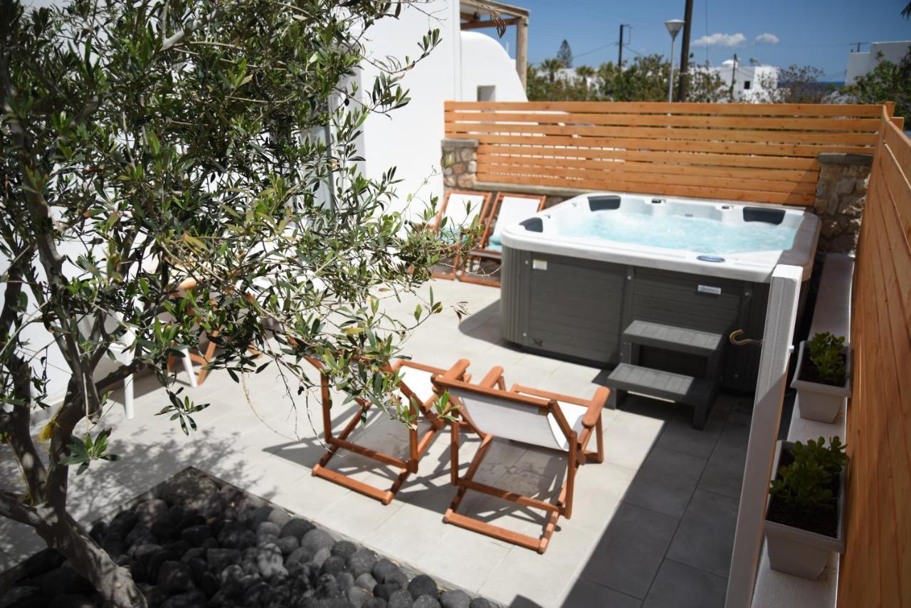 White Wave Villa, 3Min Walk From Beach Kamari  Bagian luar foto